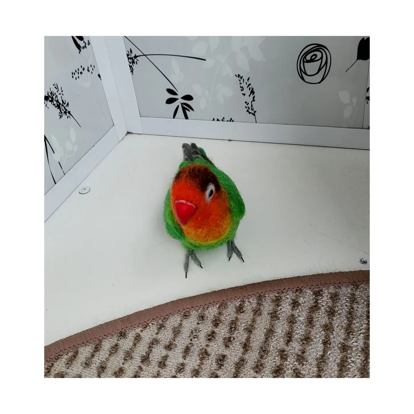 Sculpture en feutre d'une inséparable de Fisher | Fait main