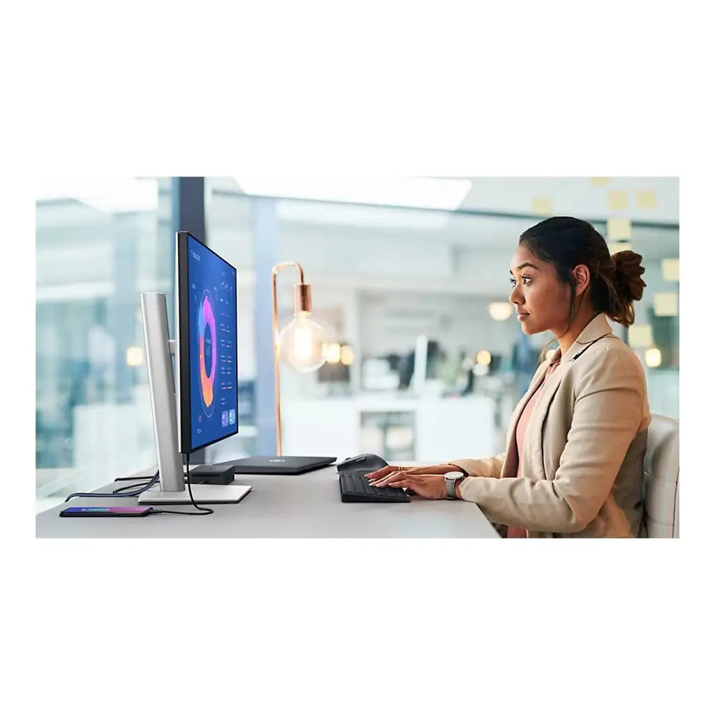 Dell UltraSharp | U2724D | 27" | IPS | QHD 2560 x 1440 at 120 Hz | 350 cd/m²
