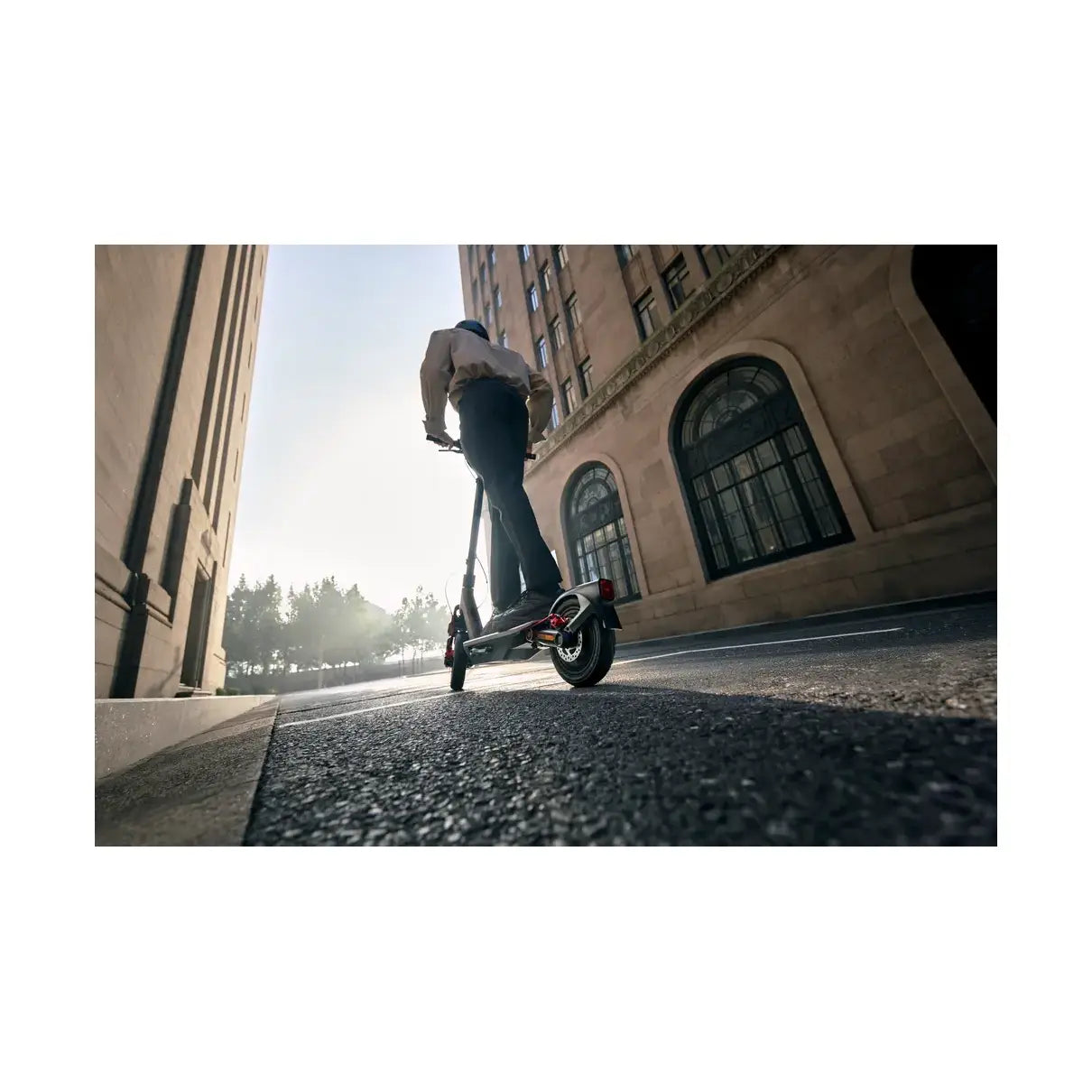 Segway | F3 E | eKickScooter | 1000 W | Up to 25 km/h | 10" | Black