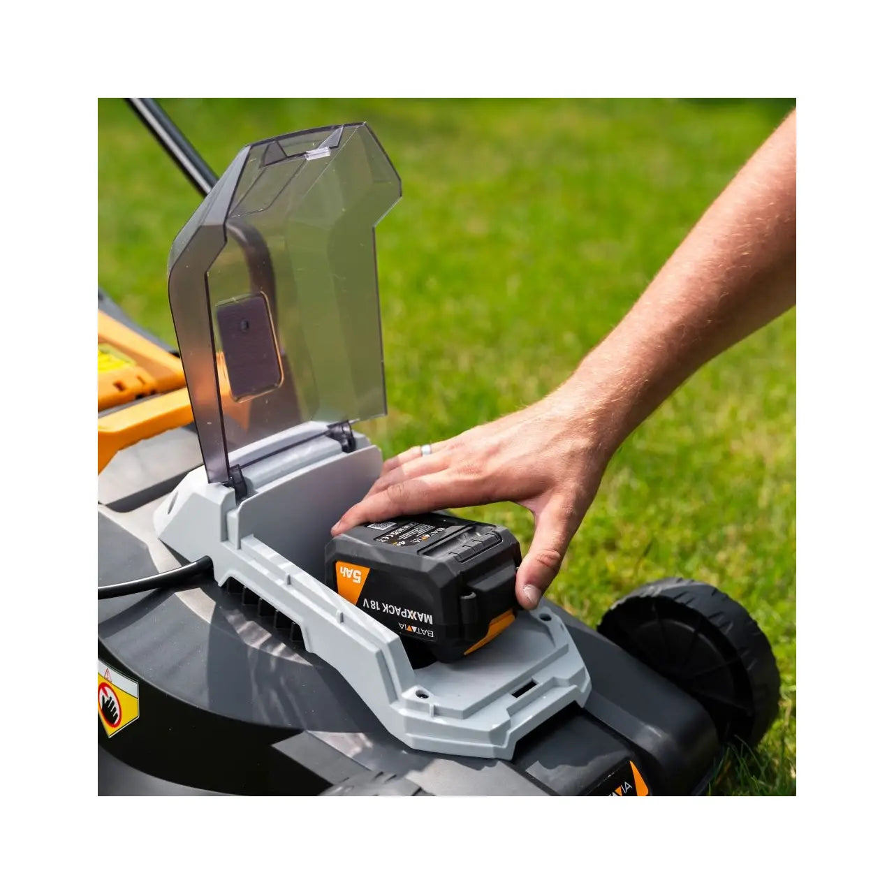 Batavia B.V. | 18V Cordless Lawn Mower, 32 cm, Without battery and charger | Mowing Area 200 m²