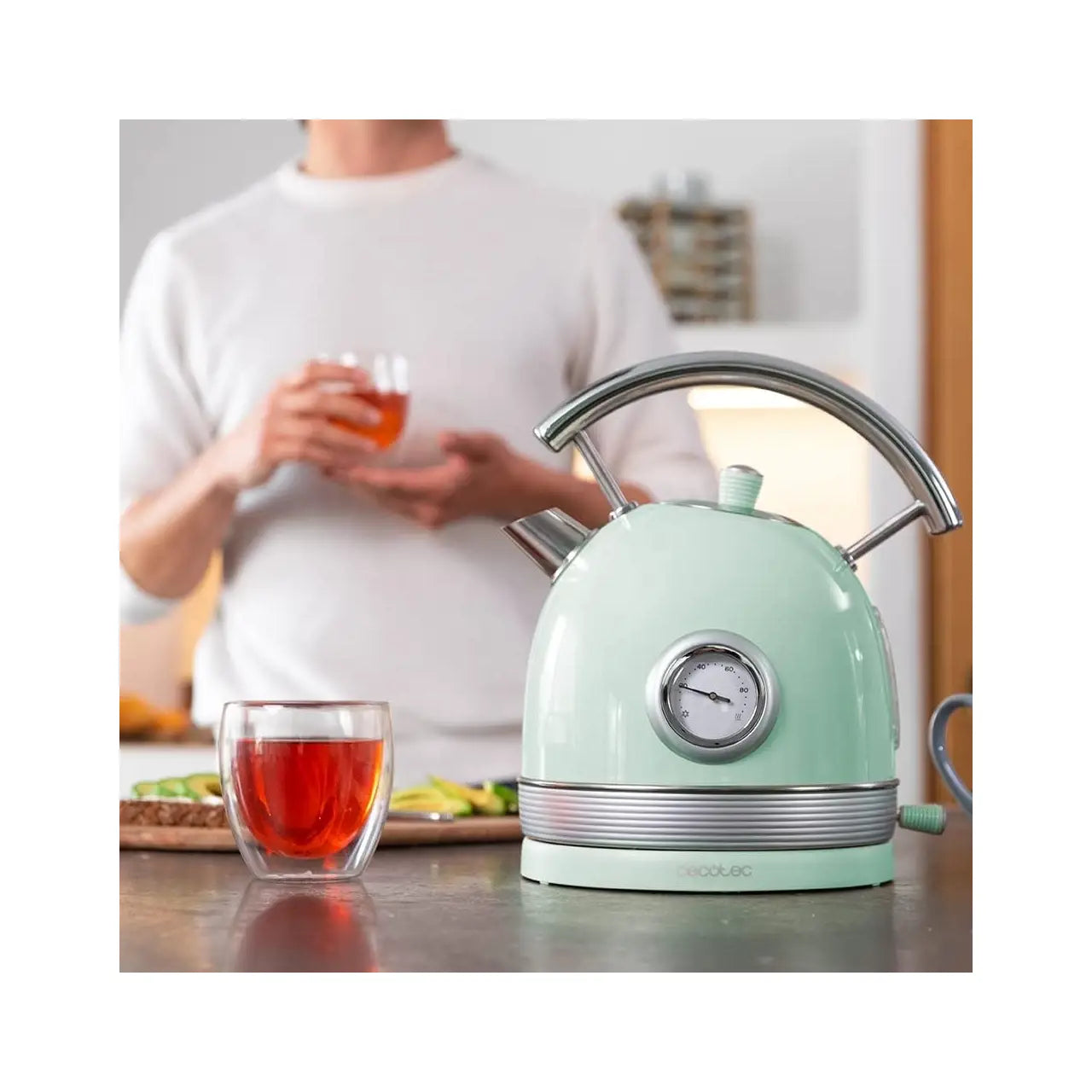 Cecotec | Kettle | ThermoSense 420 Vintage | 2.2 kW | 1.8 L | Stainless steel | Green