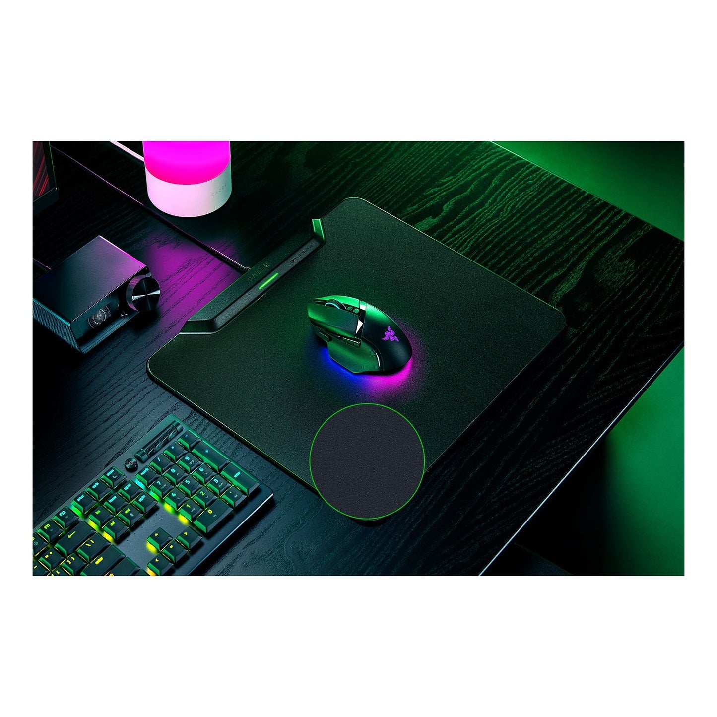 Charging Gaming Mouse Mat and Puck | HyperFlux V2 | Black