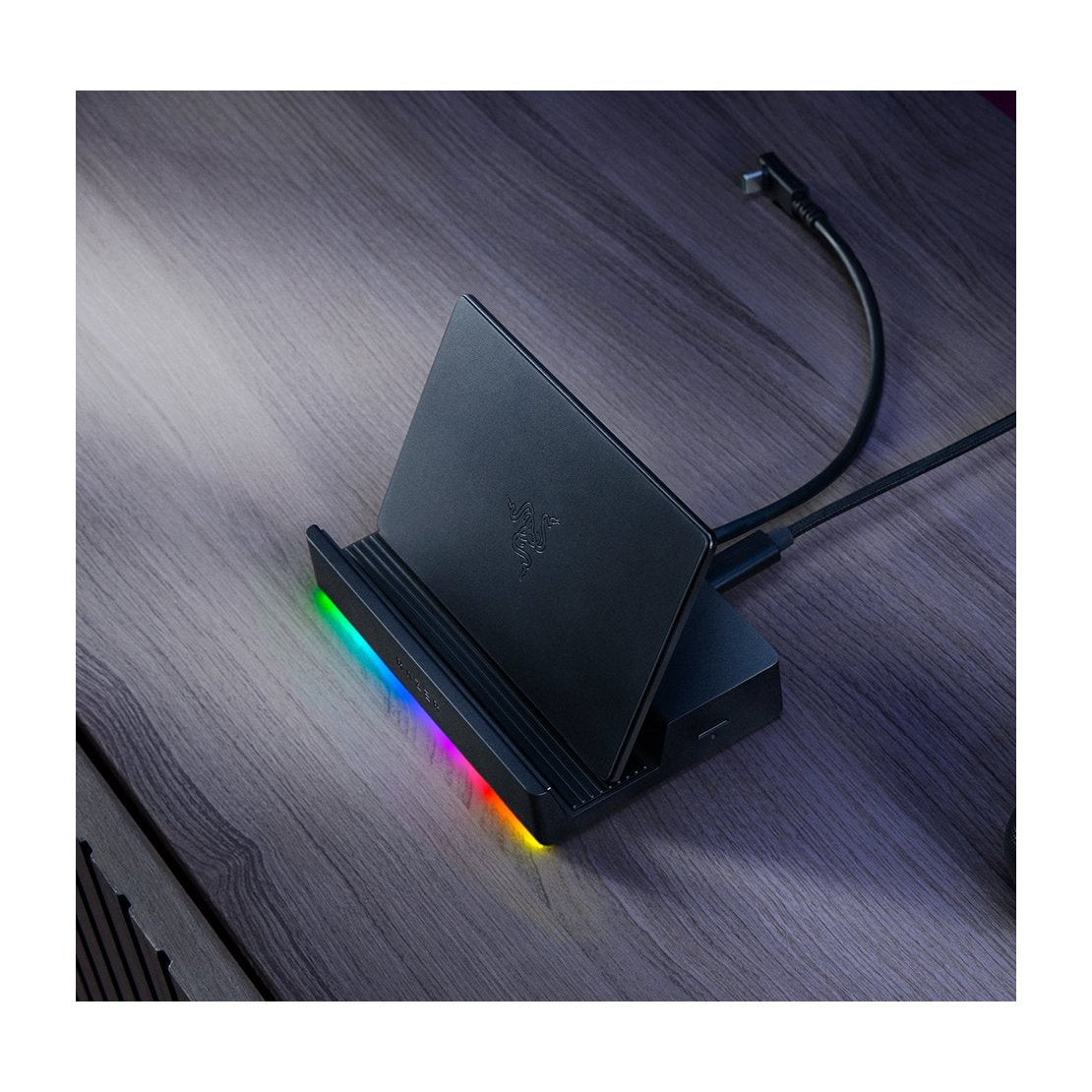 Razer | Handheld Dock Chroma - USB Type C 6-in-1 Docking Station