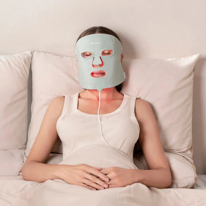 Nanoleaf | Light therapy face mask | Green