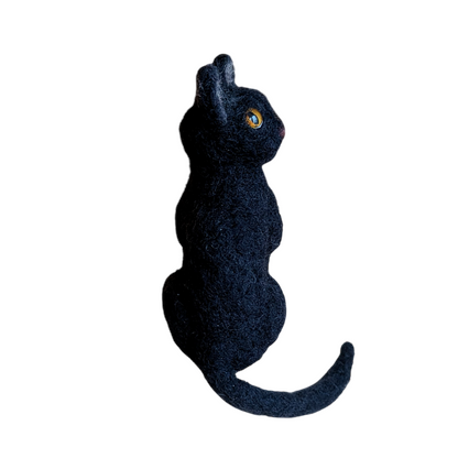 Figurine de chat noir inspirée par « Flow » | Fait main | Noir