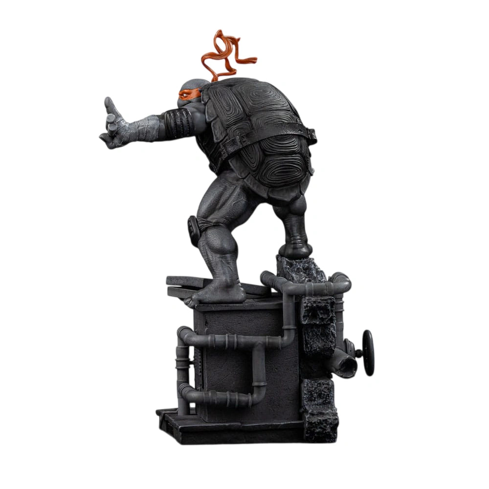 Teenage Mutant Ninja Turtles Art Scale Statue 1/10 Michelangelo Black and White Variant 26 cm heo exclusive