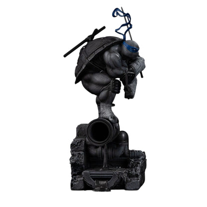 Teenage Mutant Ninja Turtles Art Scale Statue 1/10 Leonardo Black and White Variant 26 cm heo exclusive