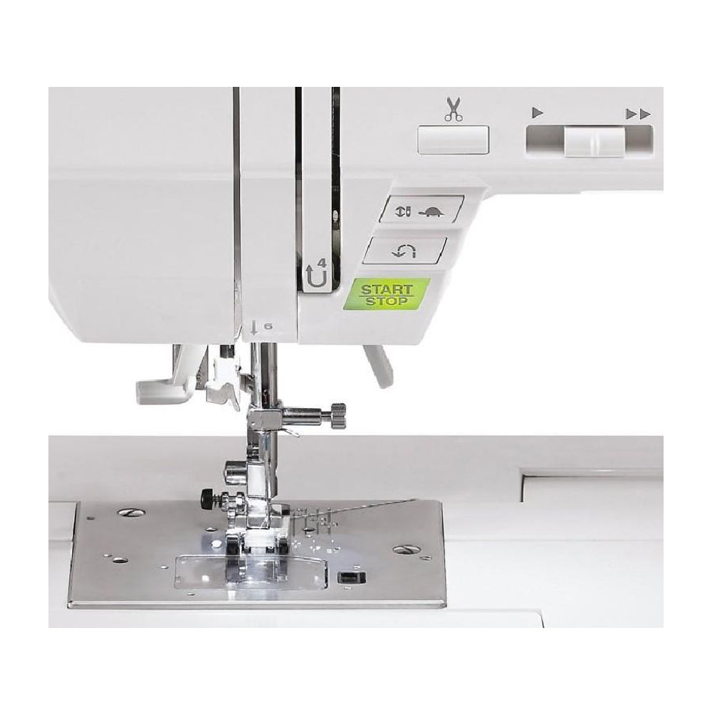 SINGER | Computerized Sewing Machine | Quantum Stylist™ 9960 | 600 Stitches | 13 Buttonholes | 55 W | White
