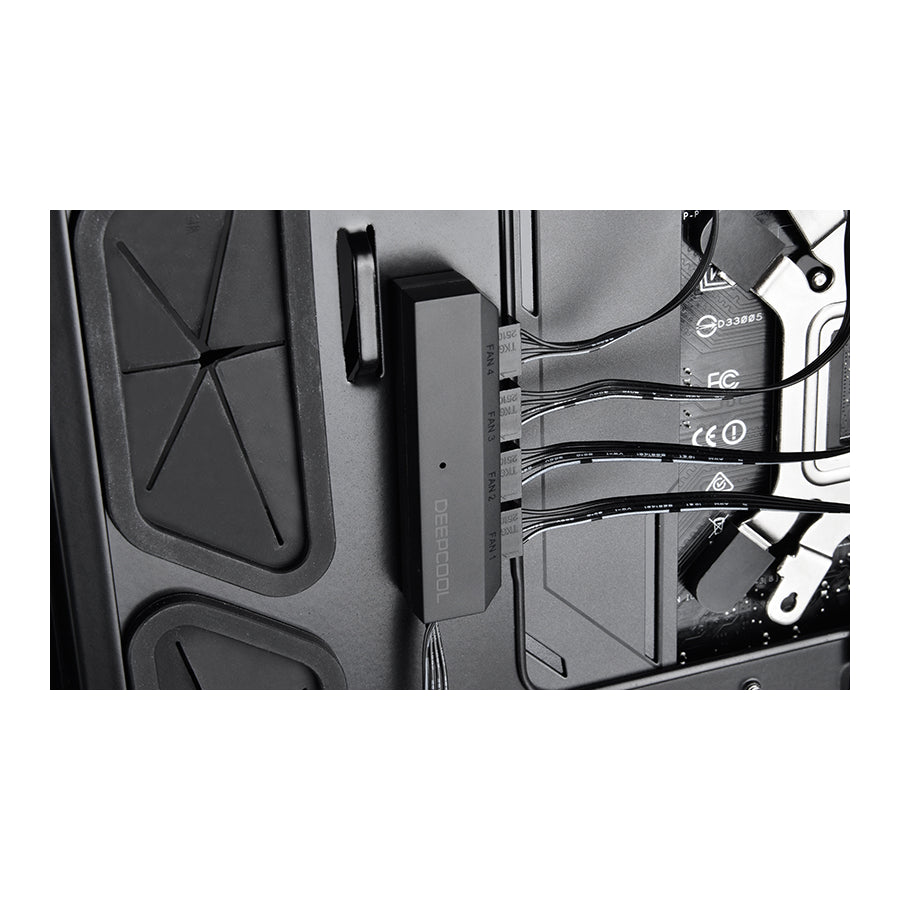 Deepcool | FH-04 | 4-Port PWM Fan Hub | For 3-Pin / 4-Pin Fans