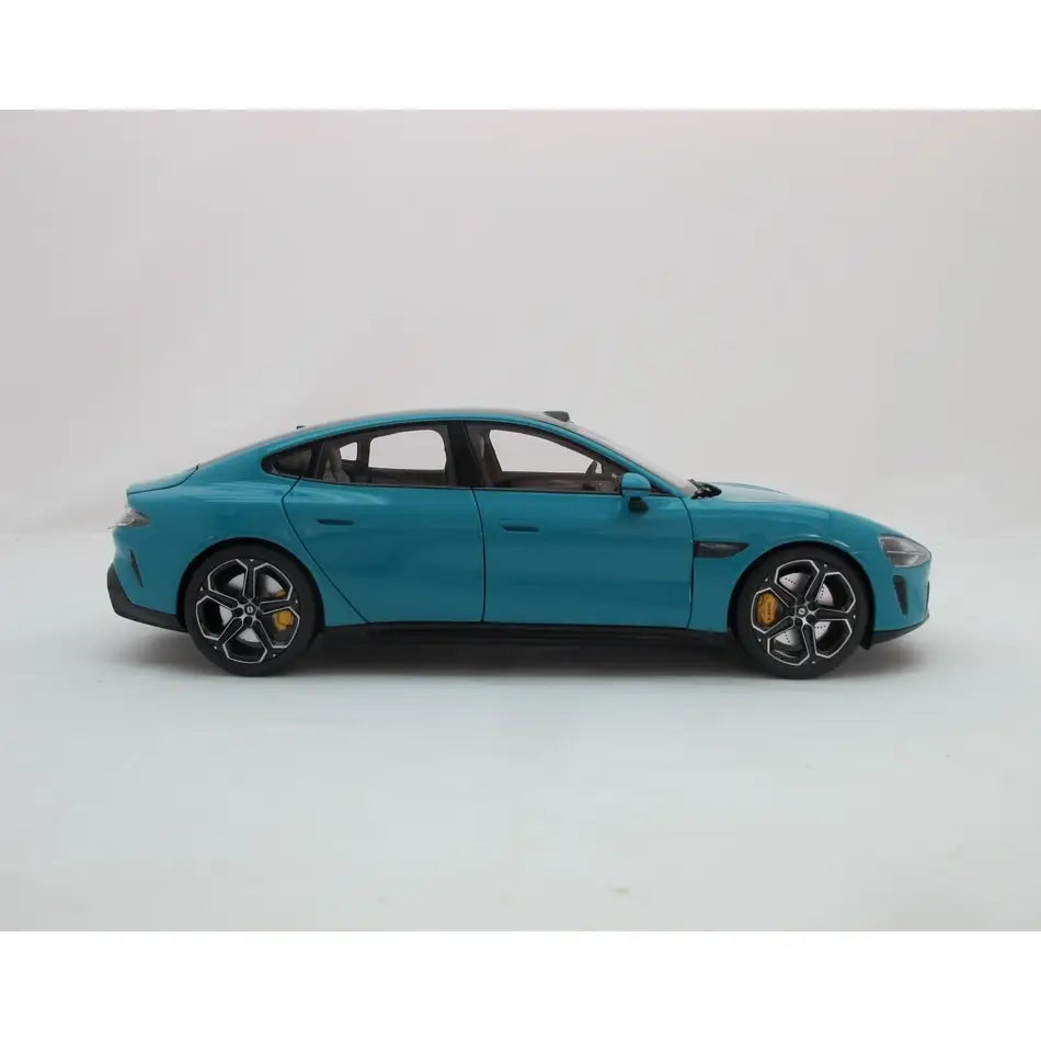 Xiaomi | SU7 1:18 Die-cast Model Car | Aqua Blue | Zinc alloy, ABS, SAN and PVC