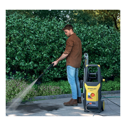 Stanley 15169 | 2200W High Pressure Washer | 160 bar