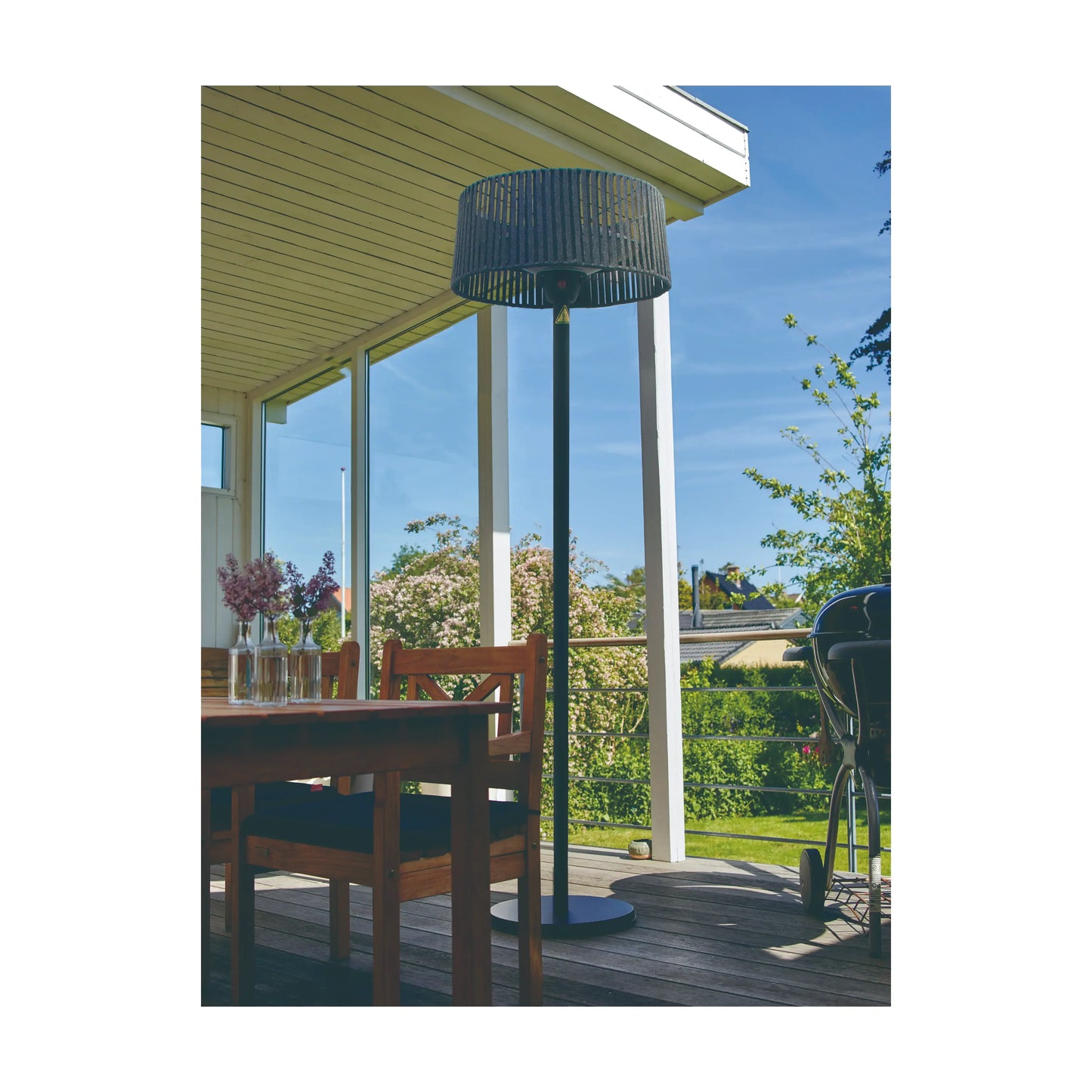 TunaBone | Electric Standing Patio Heater, Double clear halogen heating lamps | TB1821SH-01 | 2100 W | Black