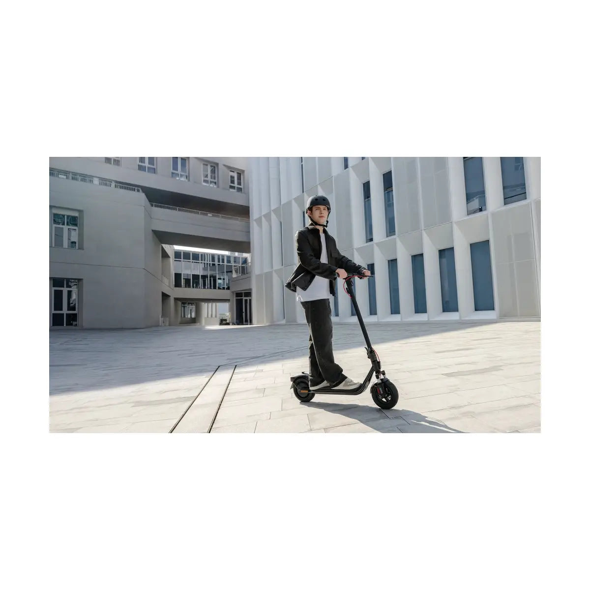 Segway | F2 Pro E II | eKickScooter | 900 W | Up to 25 km/h | 10 " | Black/Red