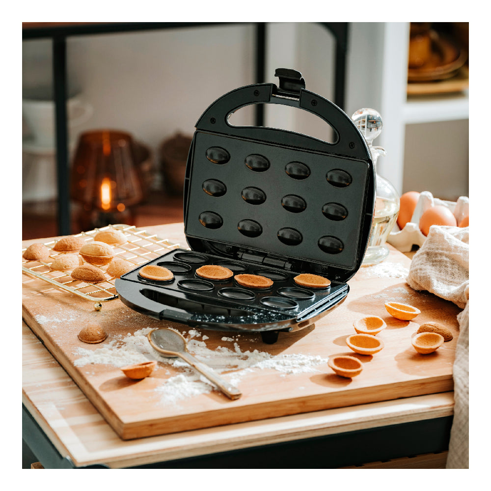 Adler | AD 3071 | Nut Cookie Maker | 1600W | 12 Cookies | Non-stick | Black