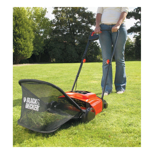 BLACK & DECKER | GD300-QS | Electric Lawn Aerator | 600W
