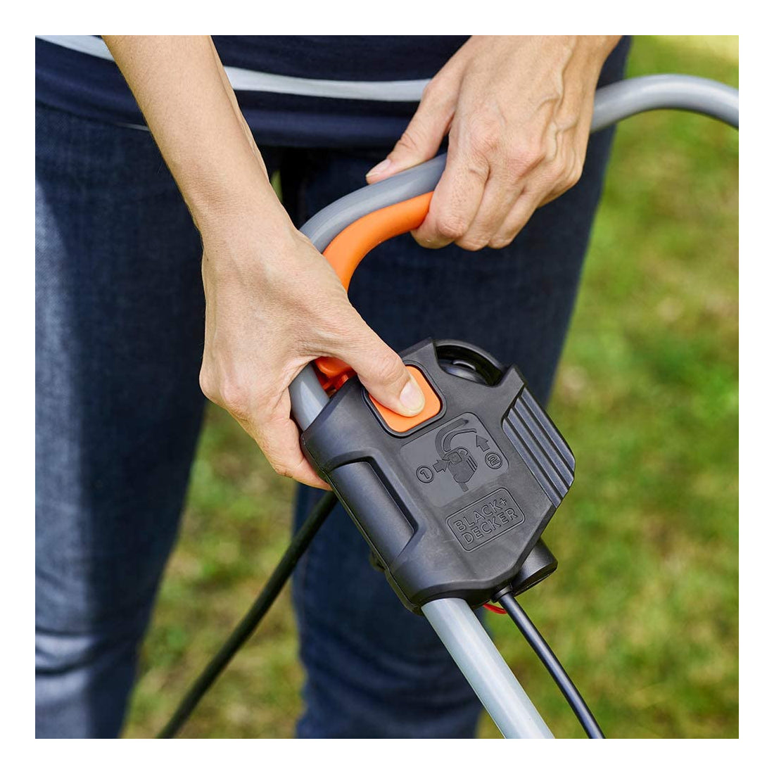 BLACK & DECKER | BEMW351-QS | Electric Lawn Mower | 1000W | 32 cm