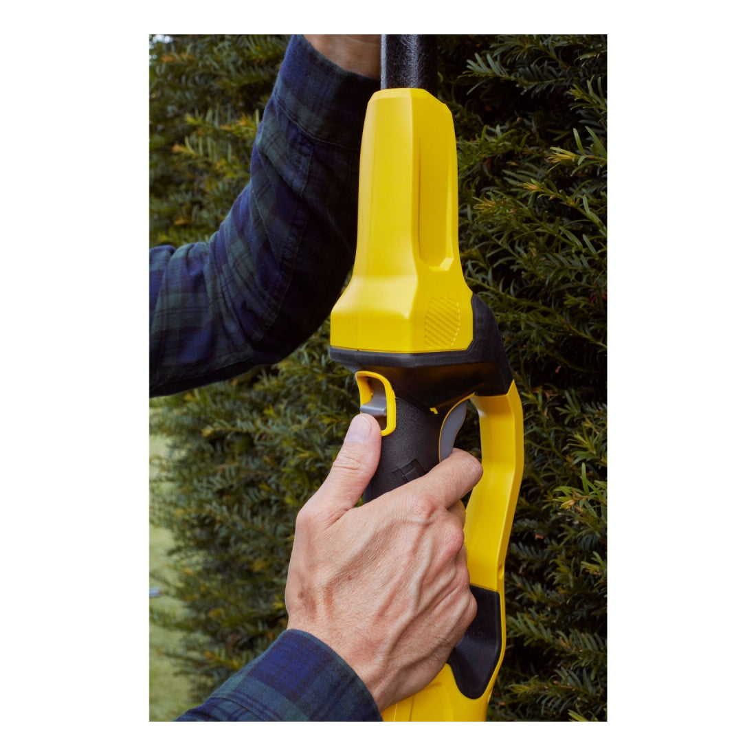 Stanley | SFMCPH845B-XJ | Telescopic Hedge Trimmer | 18 V | without battery & charger