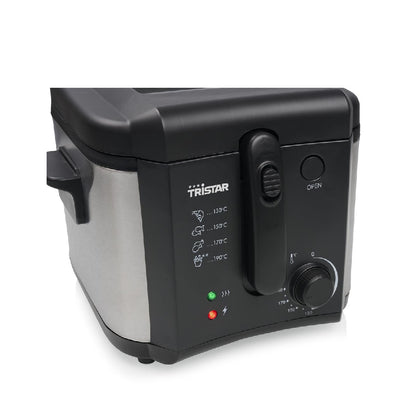 Tristar | FR-6878 | Deep fryer | 1600W | 2.5L | Black