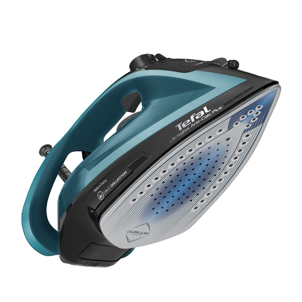 Tefal | FV6832E0 | Steam Iron | Ultraglide Plus | 2800W | Continuous steam 50 g/min | Steam boost 260 g/min | Black/Blue