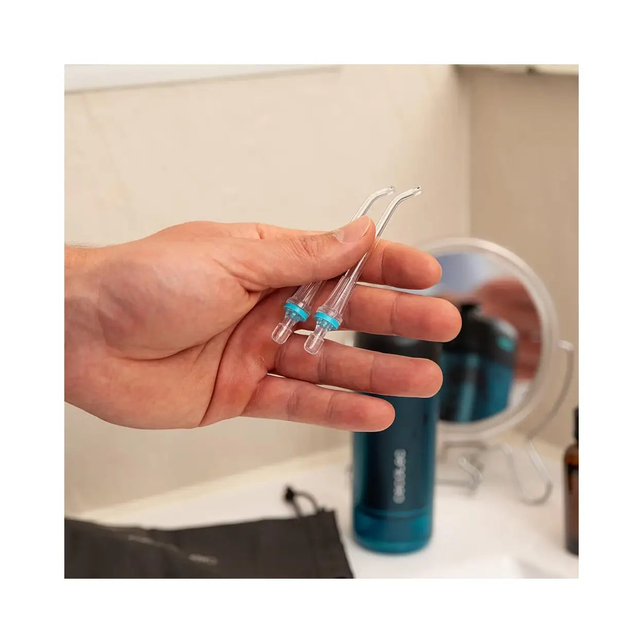 Cecotec | Oral Irrigator | ToothCare Jet Splash | 150 ml | Number of heads 2 | Black/Blue