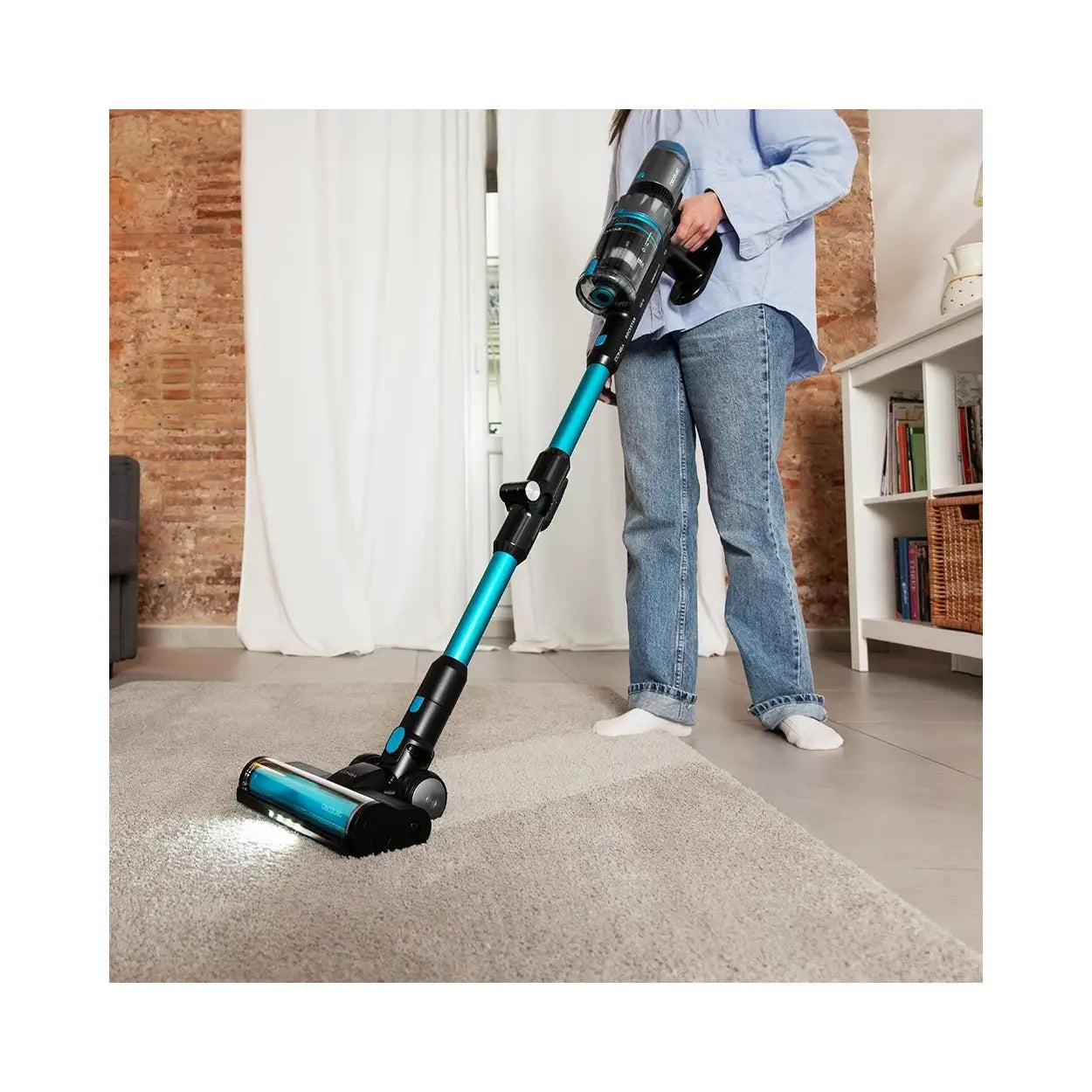 Cecotec | Vacuum cleaner | Conga Rockstar 2500 Thunder Pet Flex | Dry | 400 W | Black | Blue | Grey