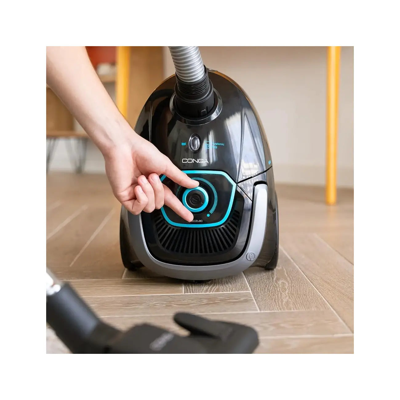 Cecotec | Vacuum cleaner | Conga Powerbag 2500 Plus | Bagged | 850 W | Black