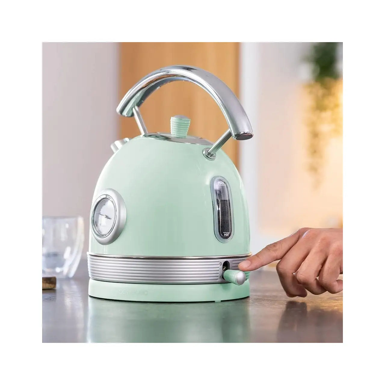 Cecotec | Kettle | ThermoSense 420 Vintage | 2.2 kW | 1.8 L | Stainless steel | Green