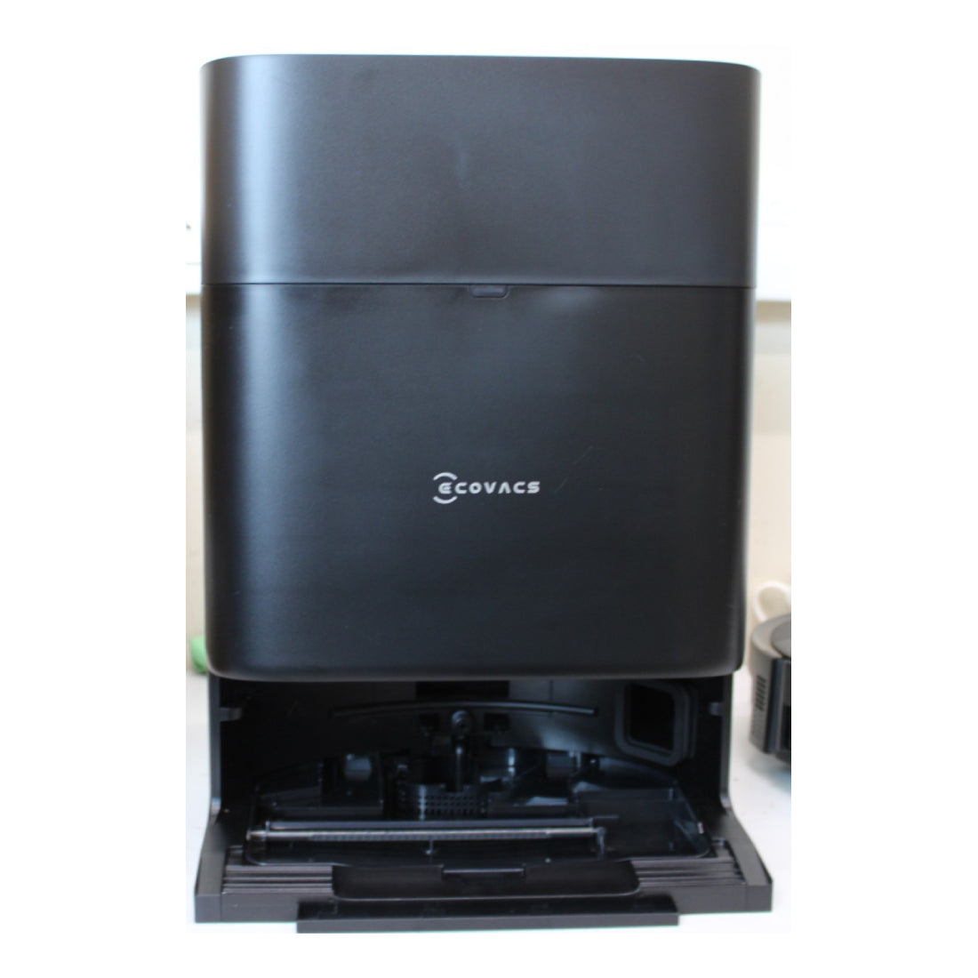 Ecovacs | DEEBOT T80S OMNI BLACK | Robot Vacuum Cleaners | Wet & Dry | 24800 Pa | Black | SCRATCHED ITEM | DEMO | OUTLET