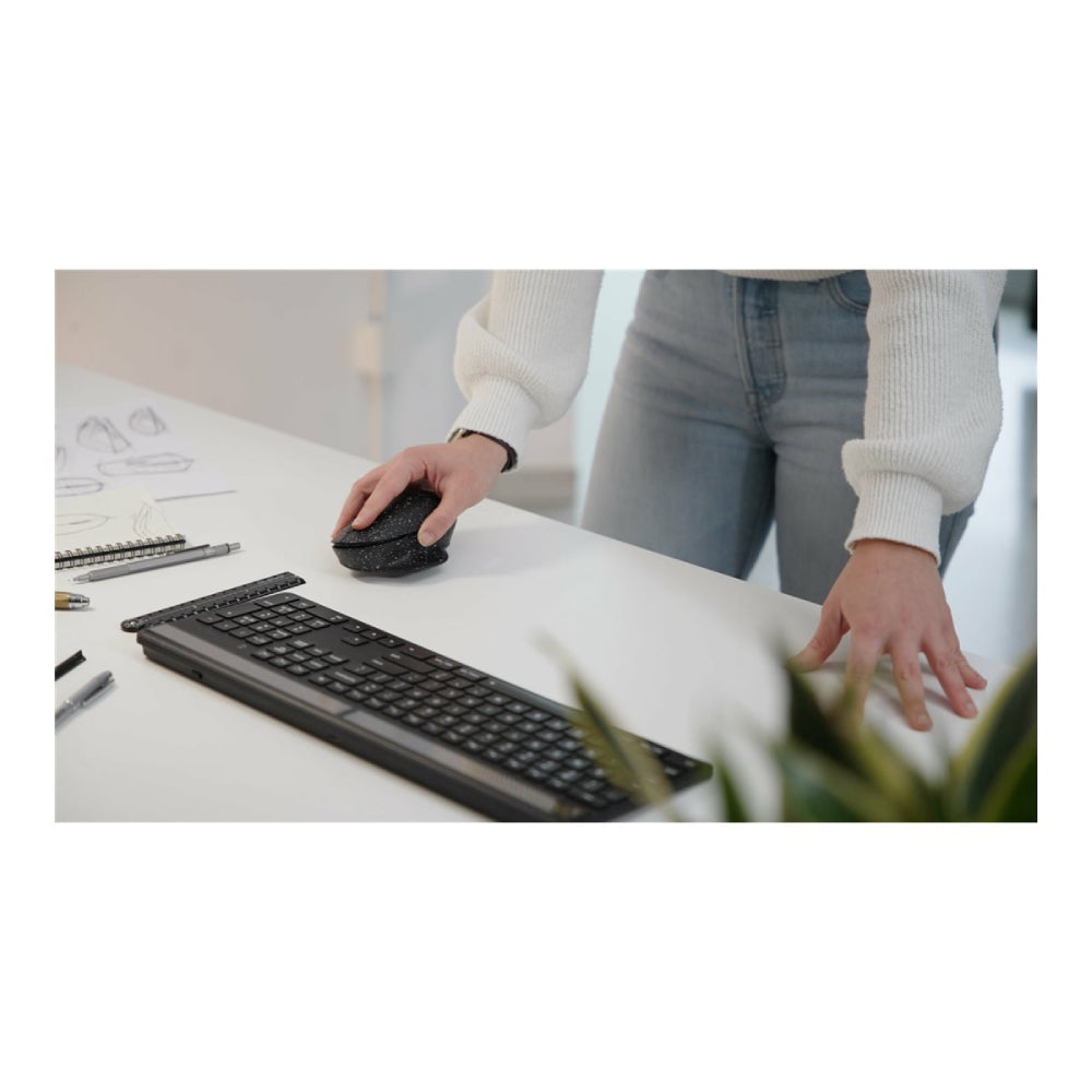 Targus | ErgoFlip EcoSmart | AMB586GL | Wireless Ergonomic Mouse | Bluetooth 5.0 LE | Black