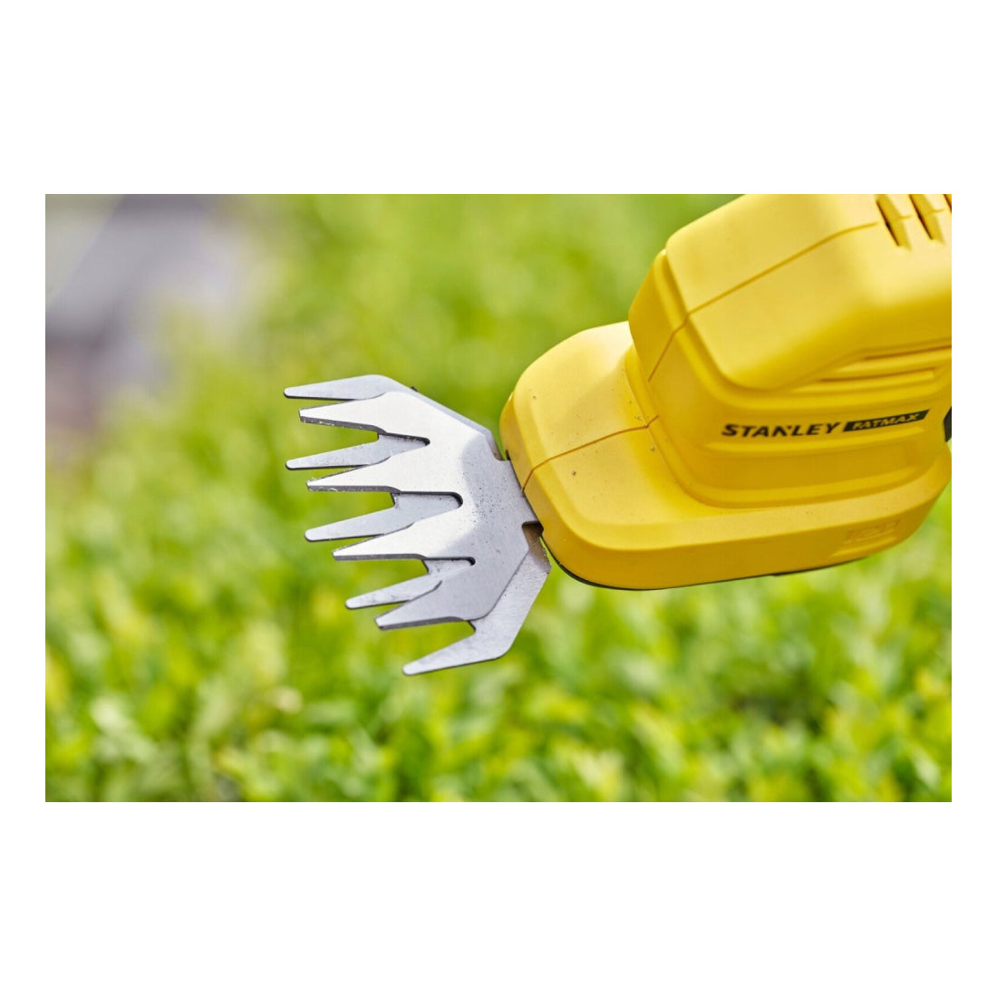 Stanley | STCSS20B-XJ | Cordless Shrub & Grass Shear | 18 V | Bare Unit