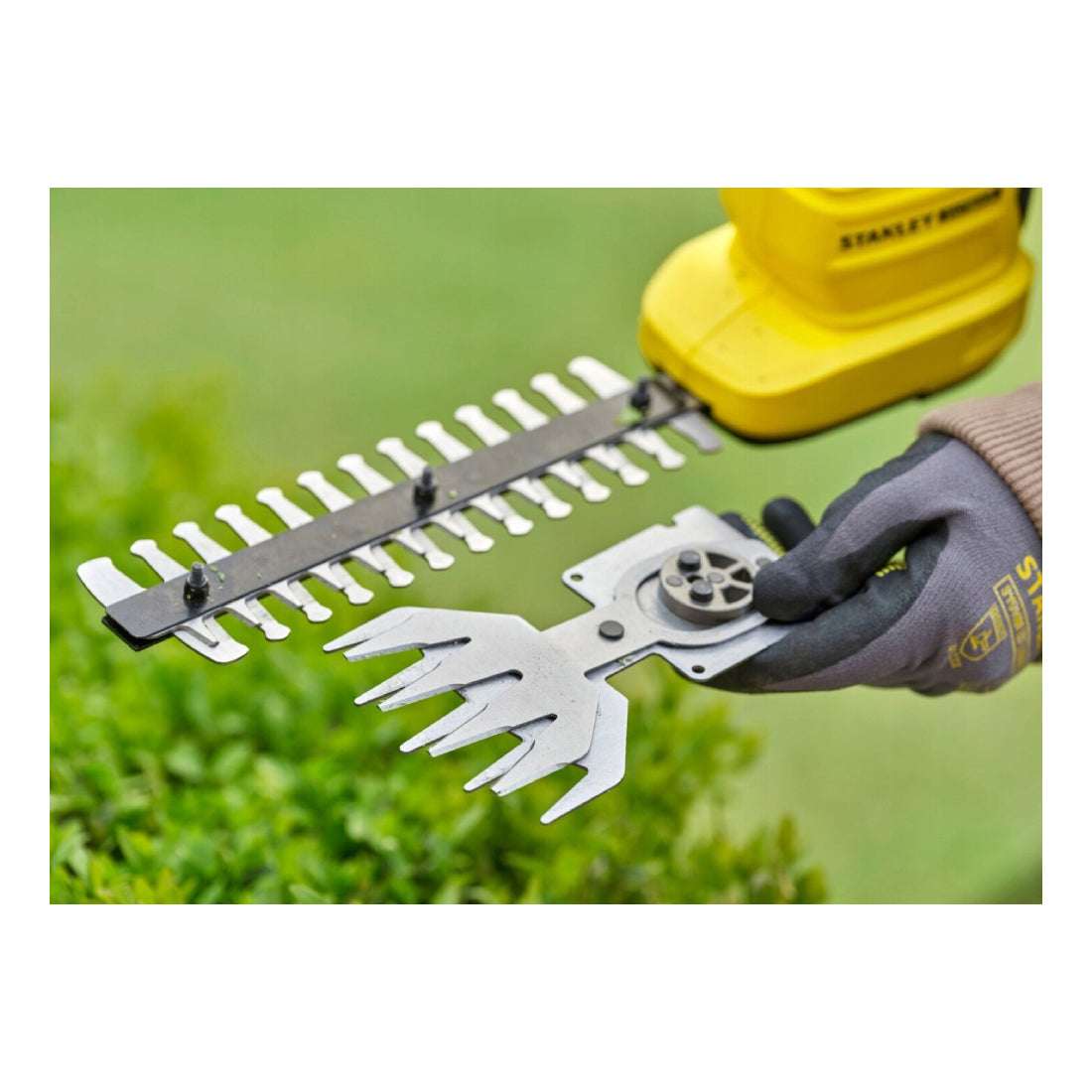 Stanley | STCSS20B-XJ | Cordless Shrub & Grass Shear | 18 V | Bare Unit