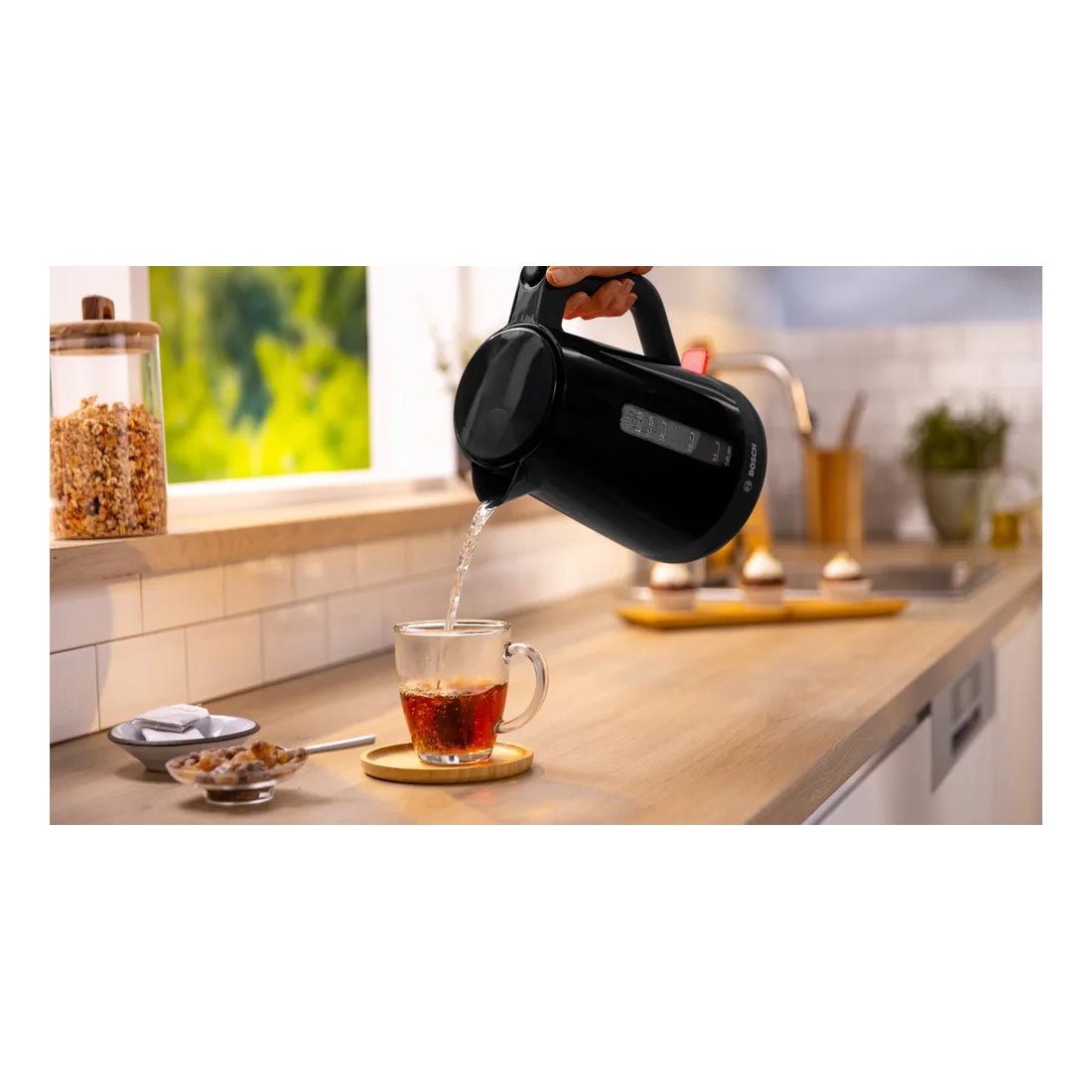 Bosch | MyMoment | TWK1M123 | Electric Kettle | 2.4 kW | 1.7 L | Black