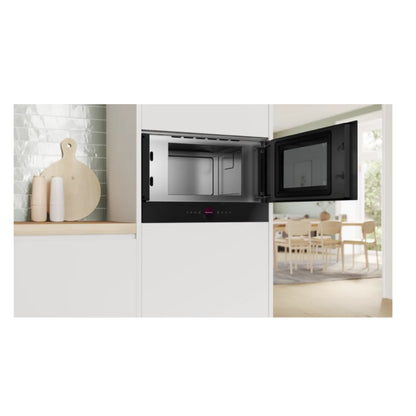Bosch | Serie 8 | BFR7221B1 | Built-in Microwave Oven | 21 L | 900 W | Black