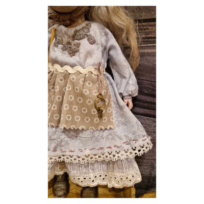 Poupée unique faite main | Bonne sorcière | Poupée à suspendre